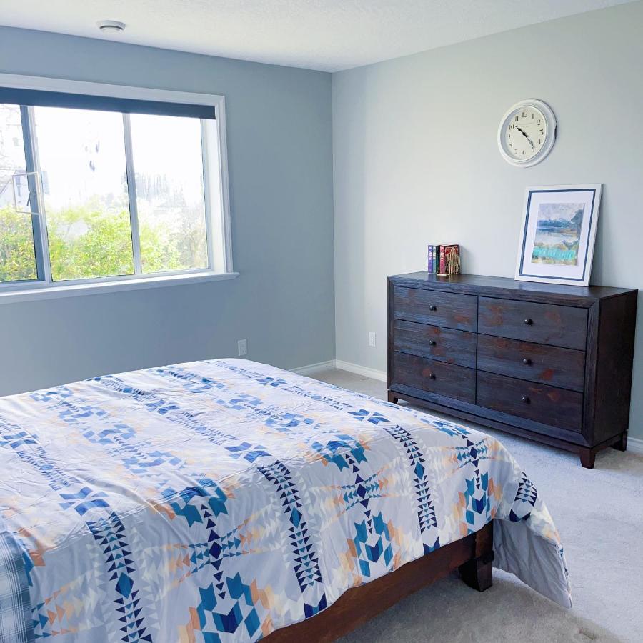 Quiet Three Bedrooms House Виктория Екстериор снимка